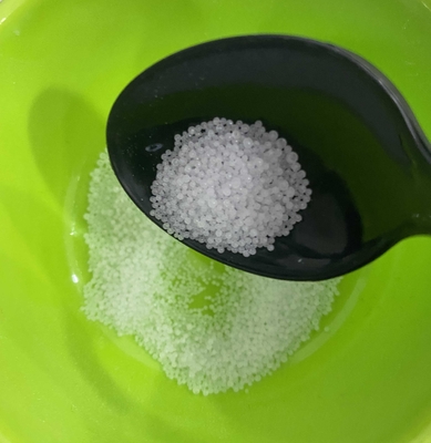 99.7 - 99,9% di nitrato di potassio di alta purezza in grana o granulato per fuochi d'artificio e fertilizzanti per la metallurgia